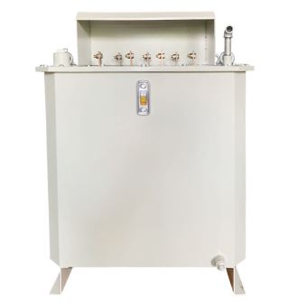 Máy biến áp ngâm dầu 3 pha vào 380V ra 220V - 250KVA Fushin