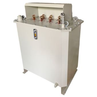 Máy biến áp ngâm dầu 3 pha vào 380V ra 220V - 250KVA Fushin